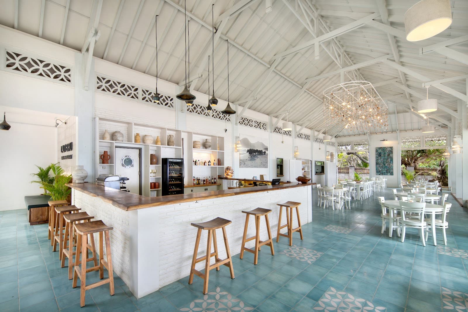 Laut Biru Bar and Restaurant