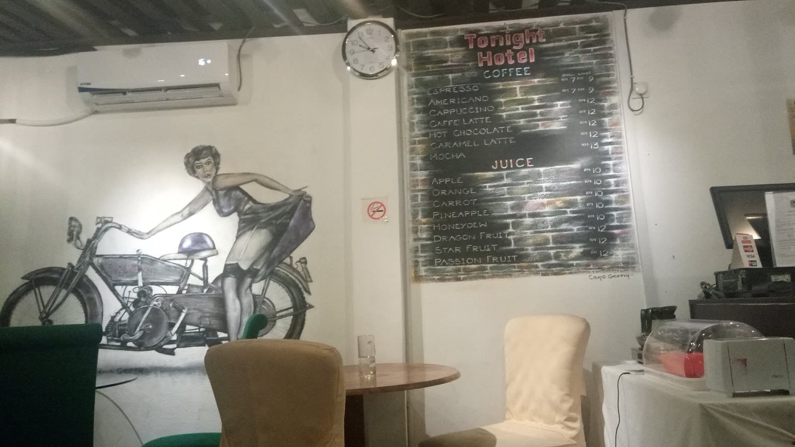 Tonight Cafe