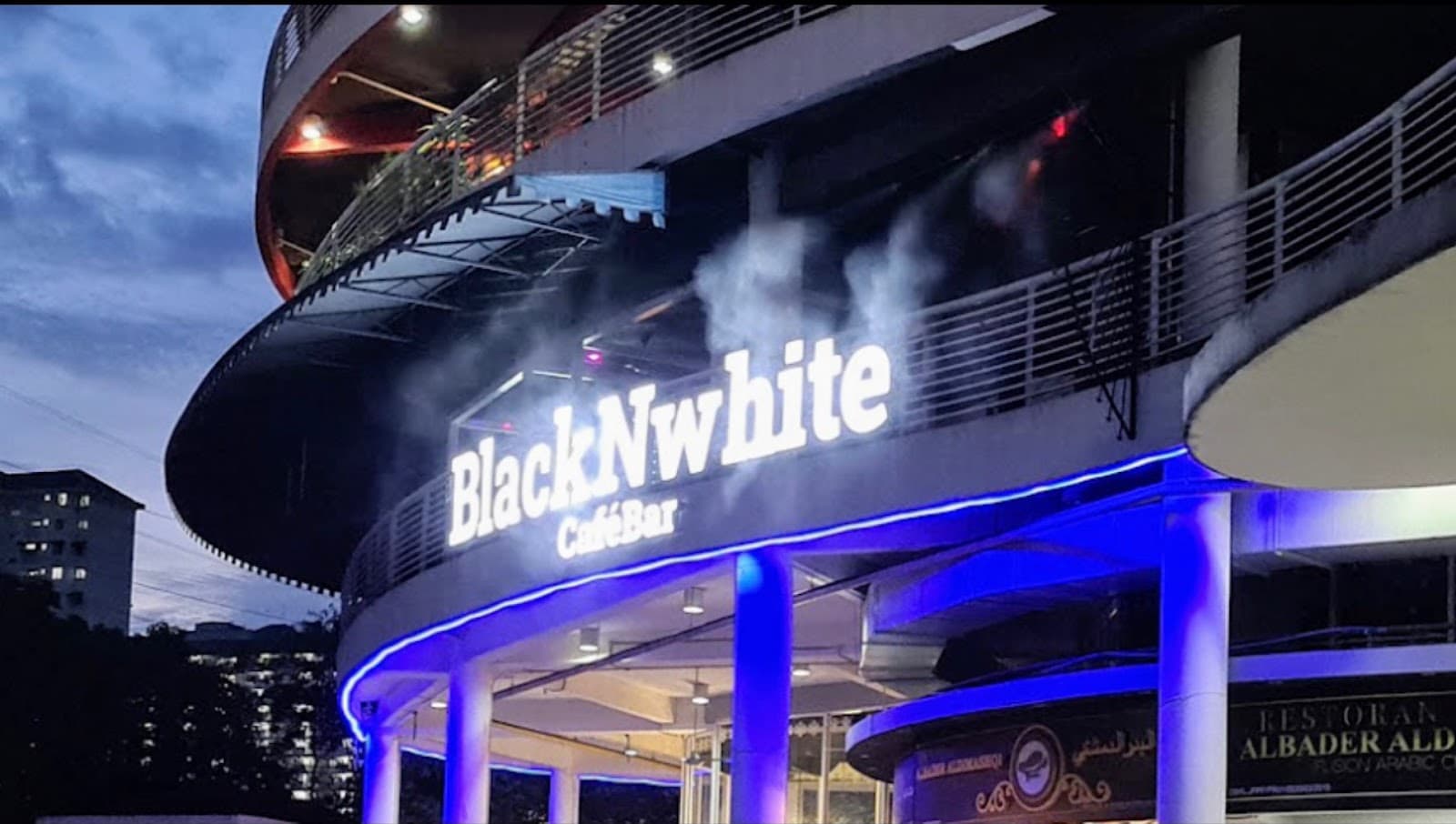 BlackNwhitecafe (Arabian Shisha Lounge)