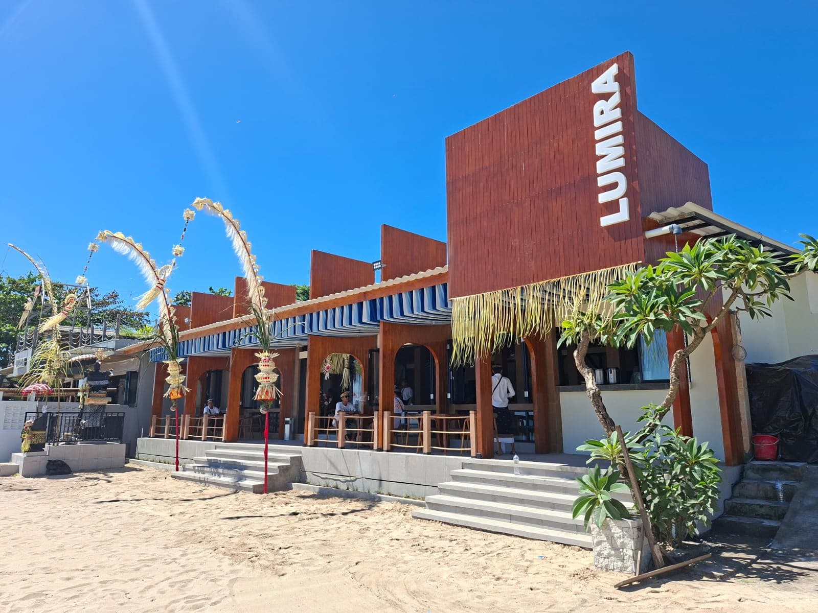 Lumira Bali