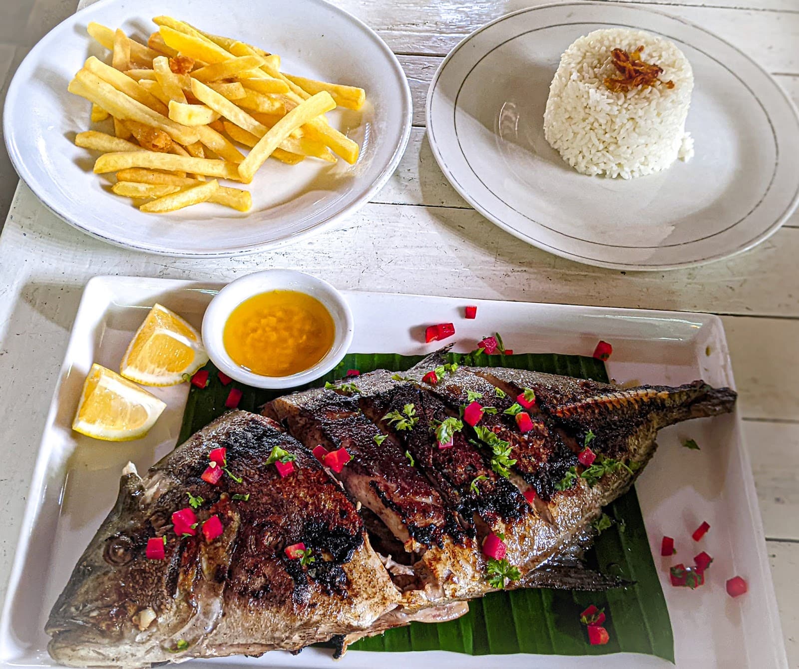 Zipp Bar Restaurant & Bungalows