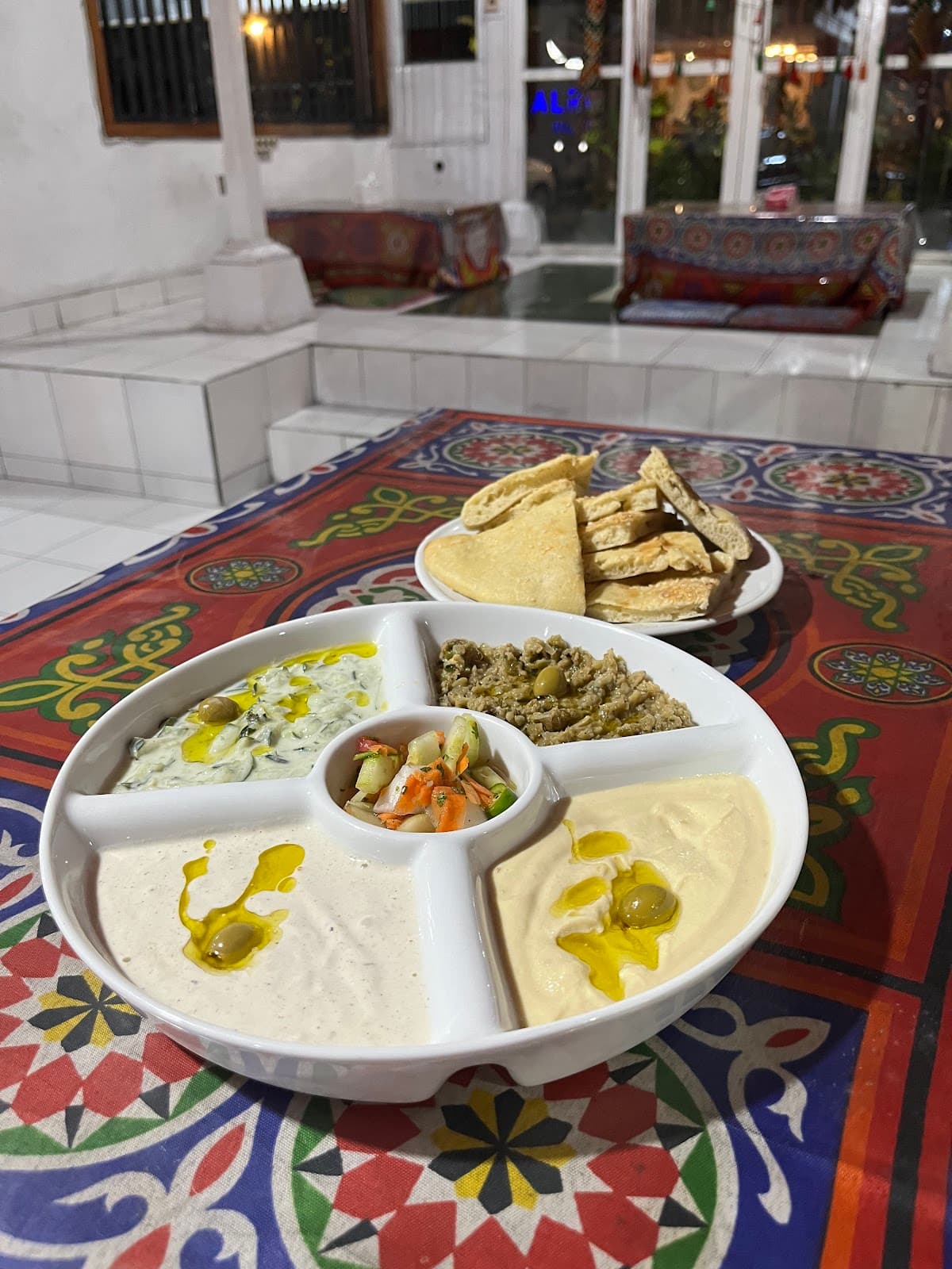 ElMasry Egyptian & Arabic Grill مطعم المصرى
