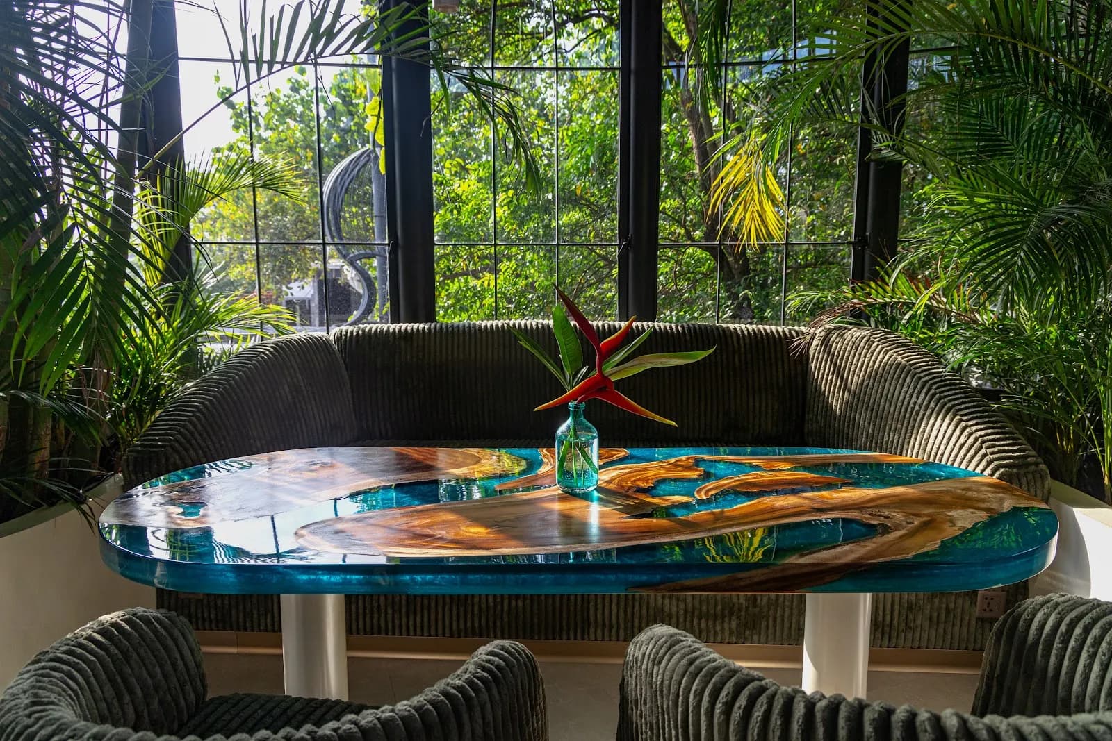 Ju Bali - Grill Bar and Jacuzzi Club