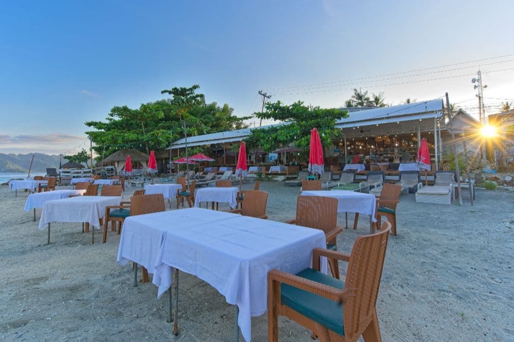 Chill Out Bungalows and Bar