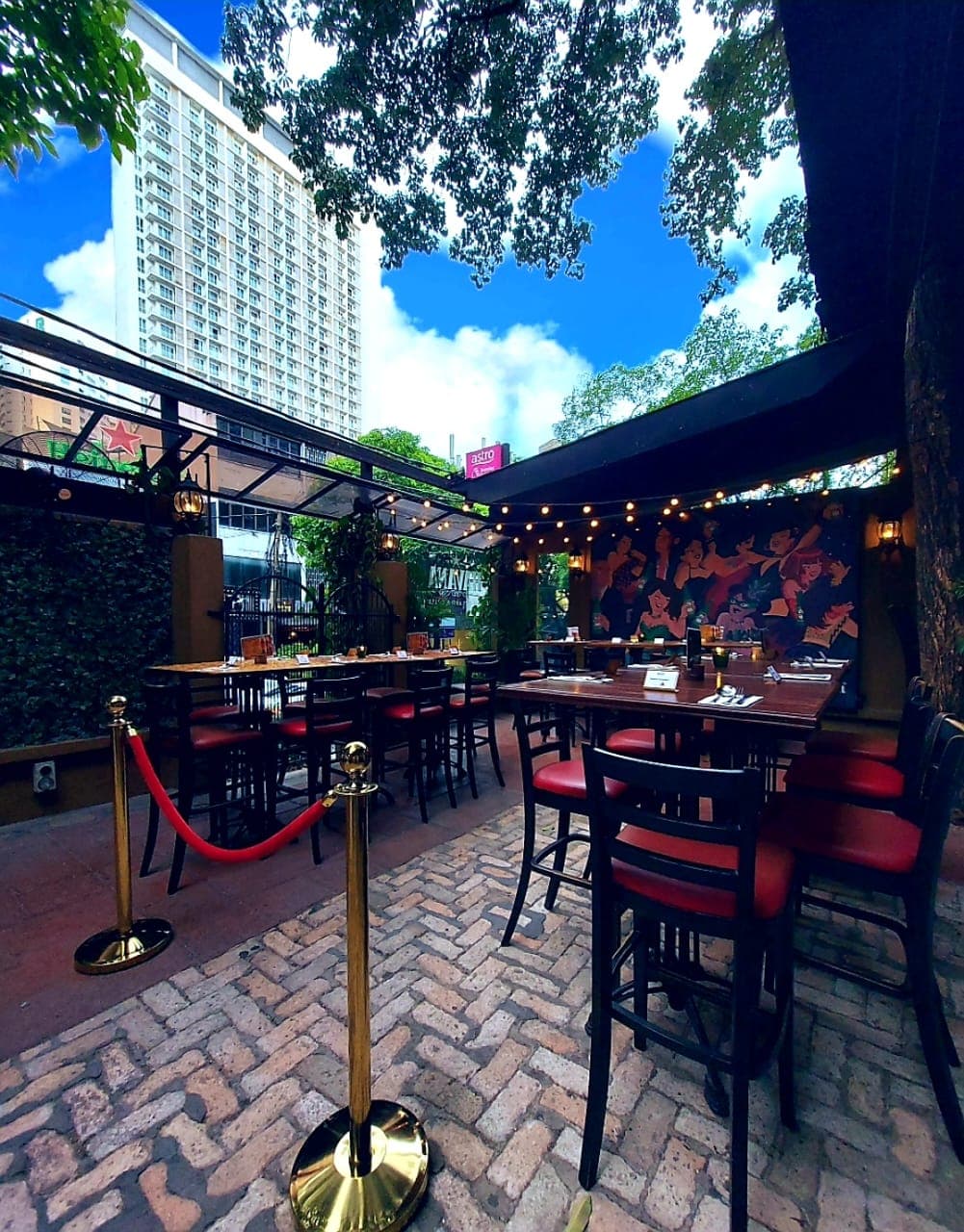 Havana Bar & Grill