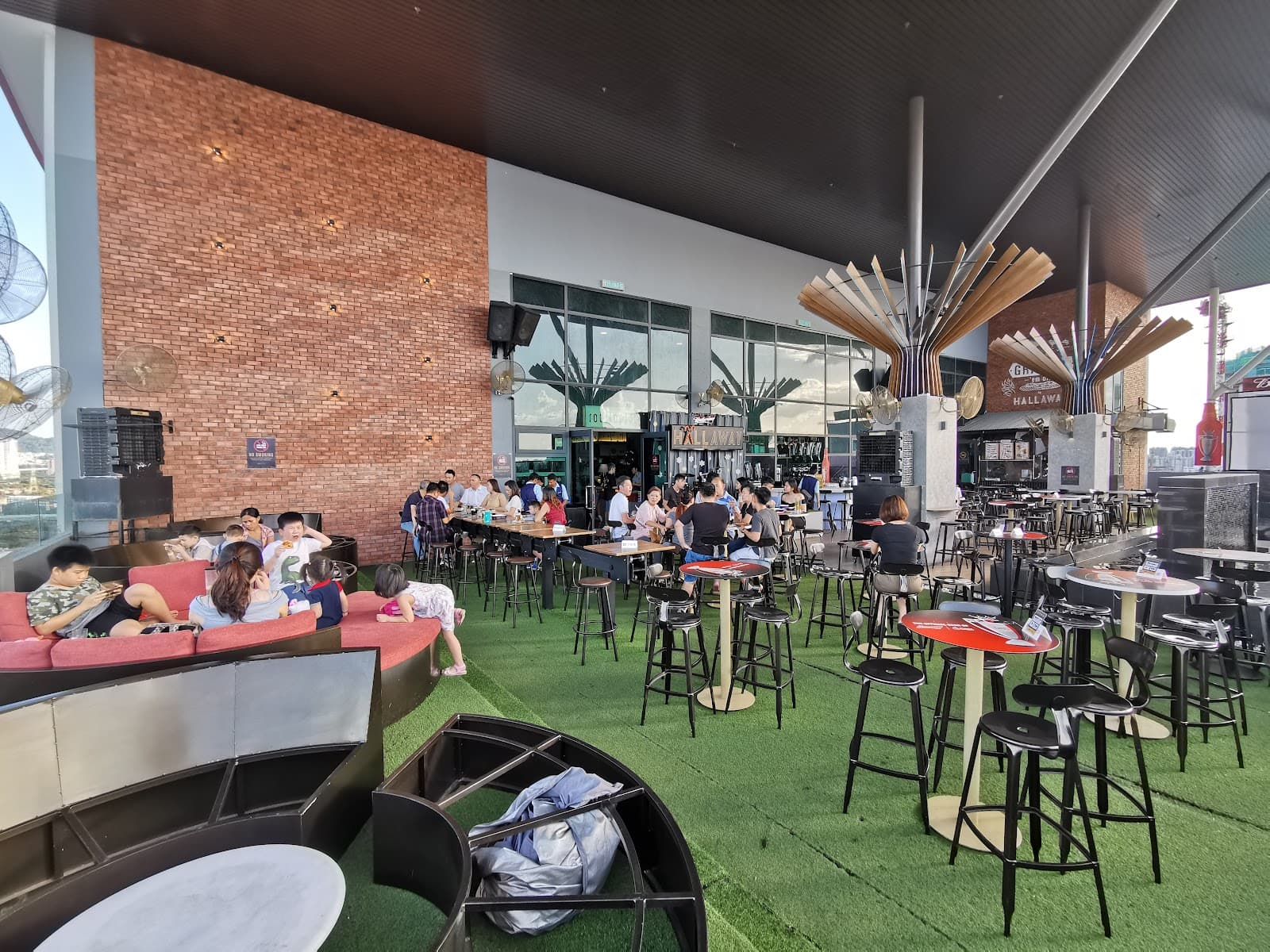 Hallaway KL Rooftop Bar