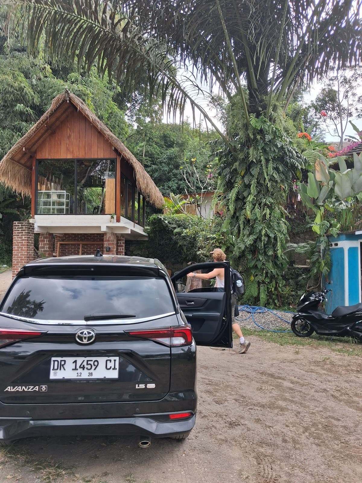 The Alam Bungalow & Restaurant