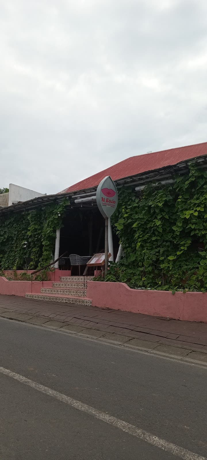 Al Bacio Uluwatu